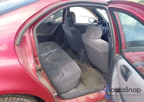 1998 Plymouth Breeze z USA, uszkodzony, nr VIN 1P3EJ46C9WN163348